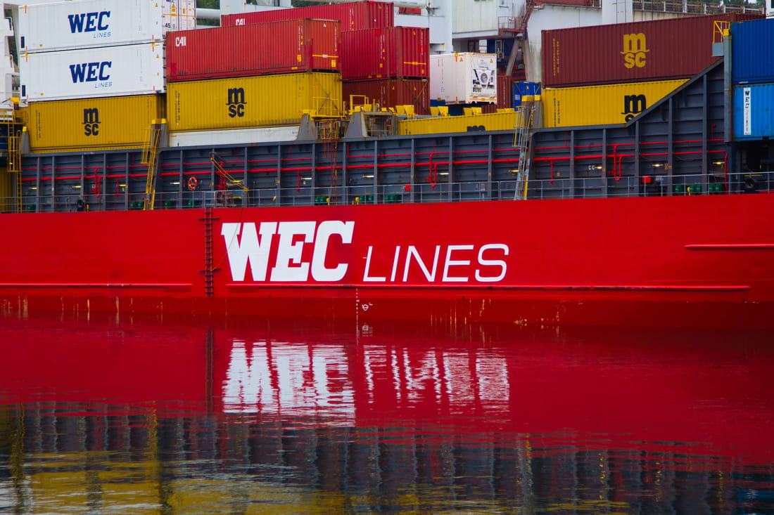 WEC Lines Loaded Vessel